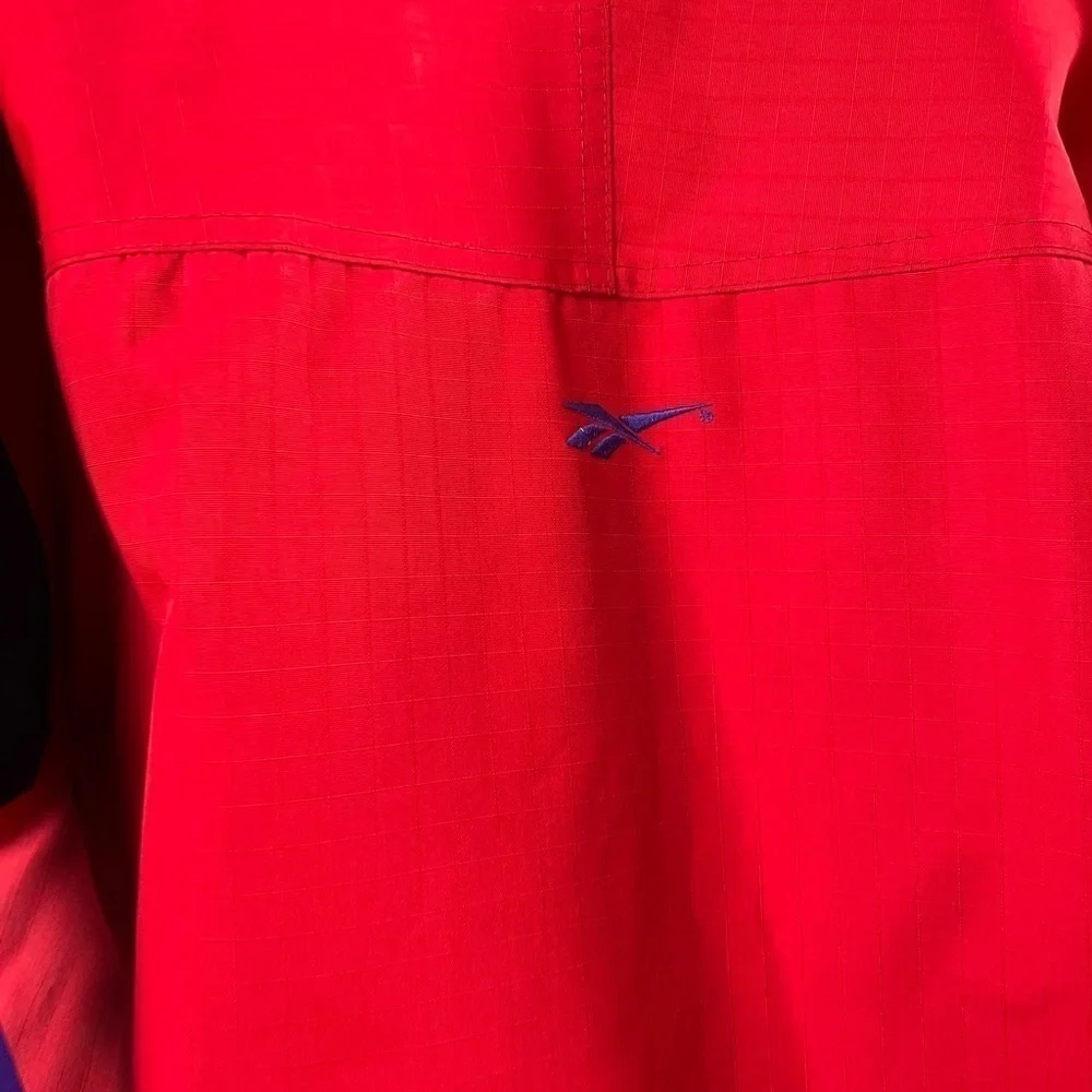 Vintage Reebok Outdoors Full‎ Zip Parka in Red Blue Size Large